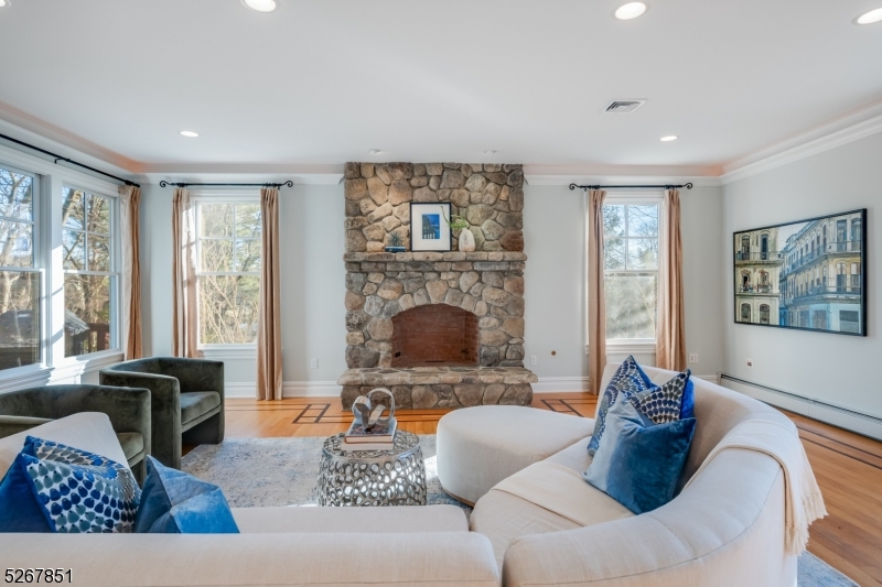 Rolling Hill - Residential