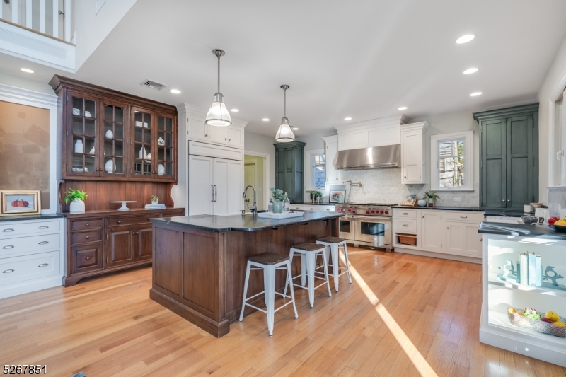 Rolling Hill - Residential