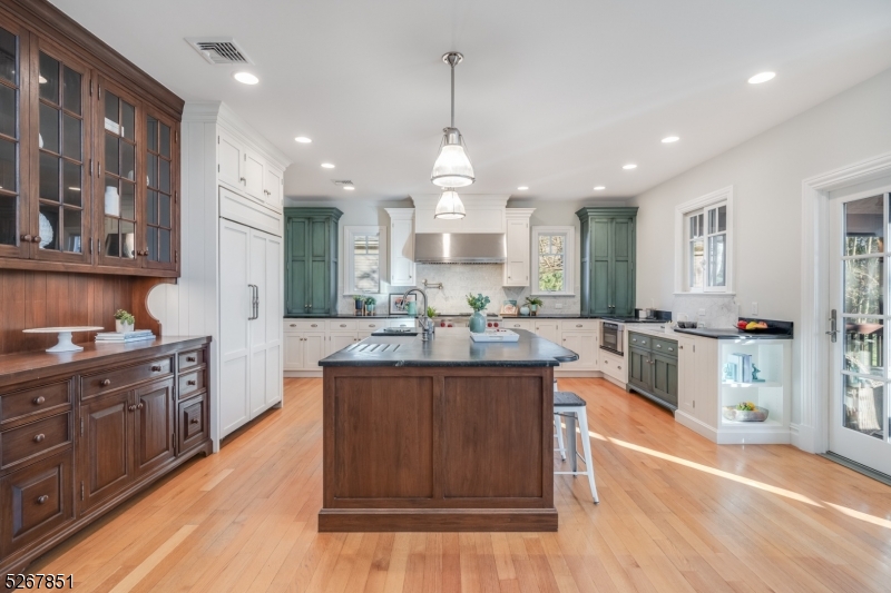 Rolling Hill - Residential