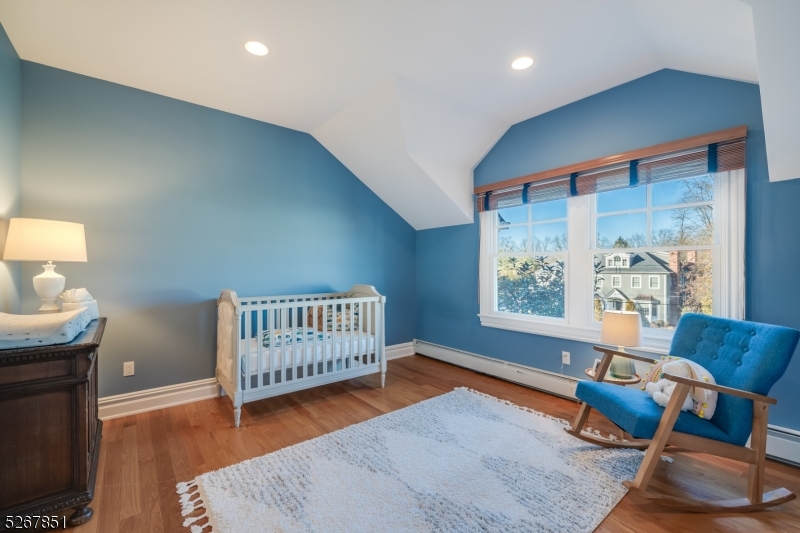 Rolling Hill - Residential