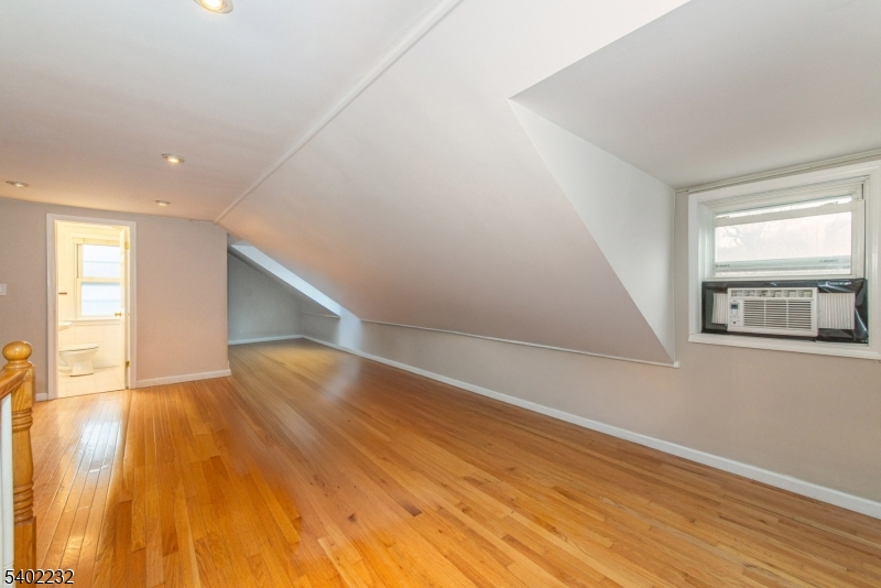 Burnham Park - Residential