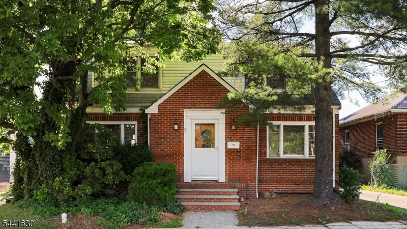 Photo 1 of 32 — 89 Ford Ave, Woodbridge Twp., NJ 08863