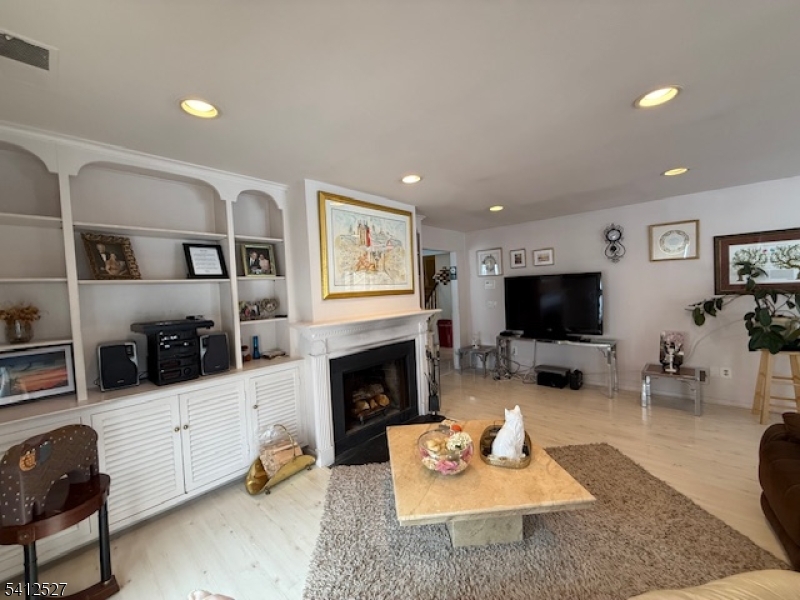 The Woodlands - Residential