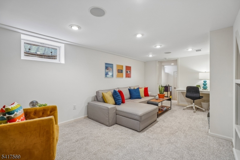 Upper Montclair - Residential