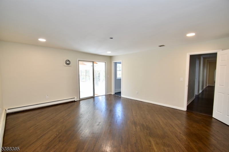 VERNON - Residential