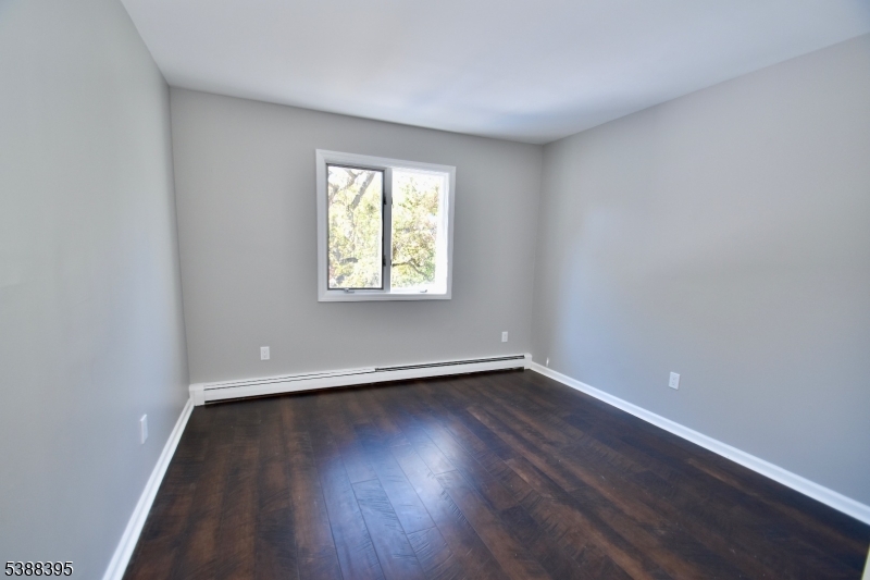 VERNON - Residential