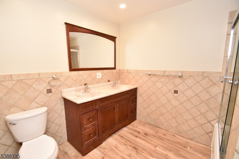 VERNON - Residential