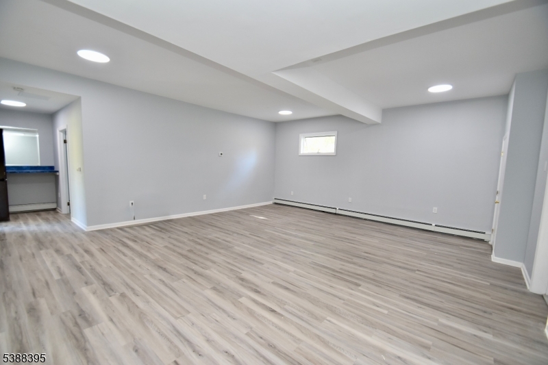 VERNON - Residential