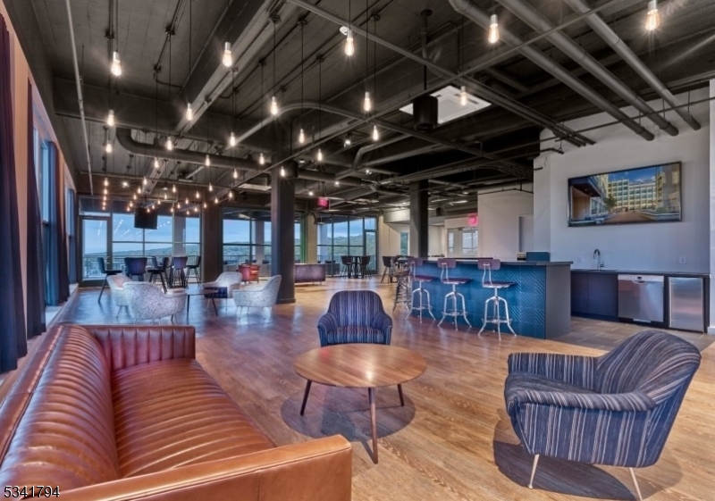 Edison Lofts - Residential Lease