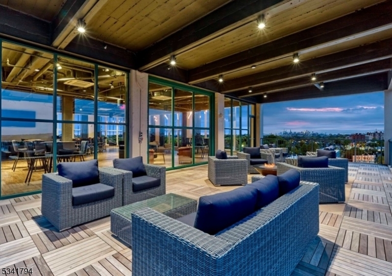 Edison Lofts - Residential Lease