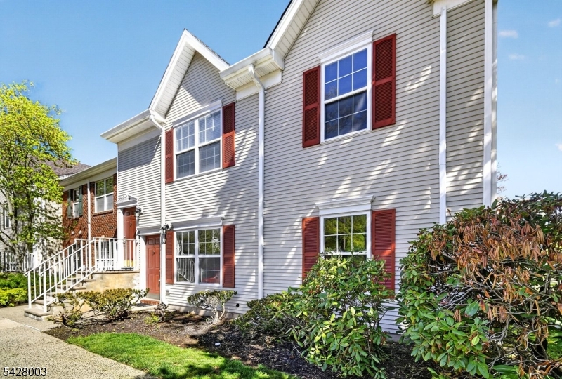 STRATTON MEADOWS - Residential