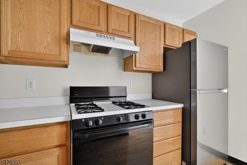 STRATTON MEADOWS - Residential