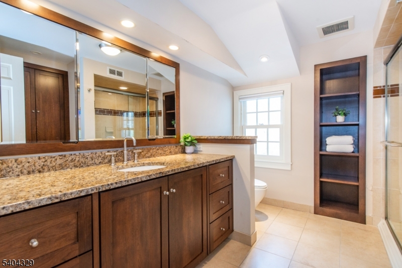 Yantacaw Brook Park - Residential