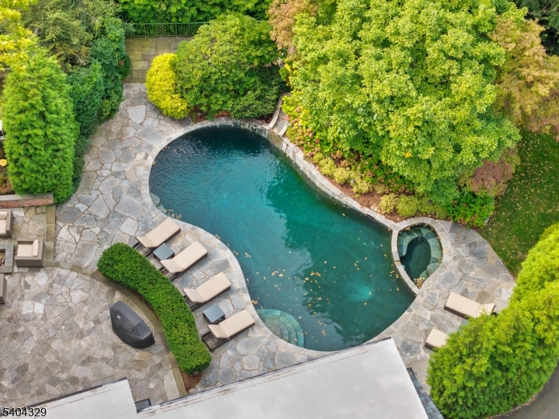 Yantacaw Brook Park - Residential