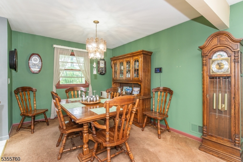 19 Borman Dr