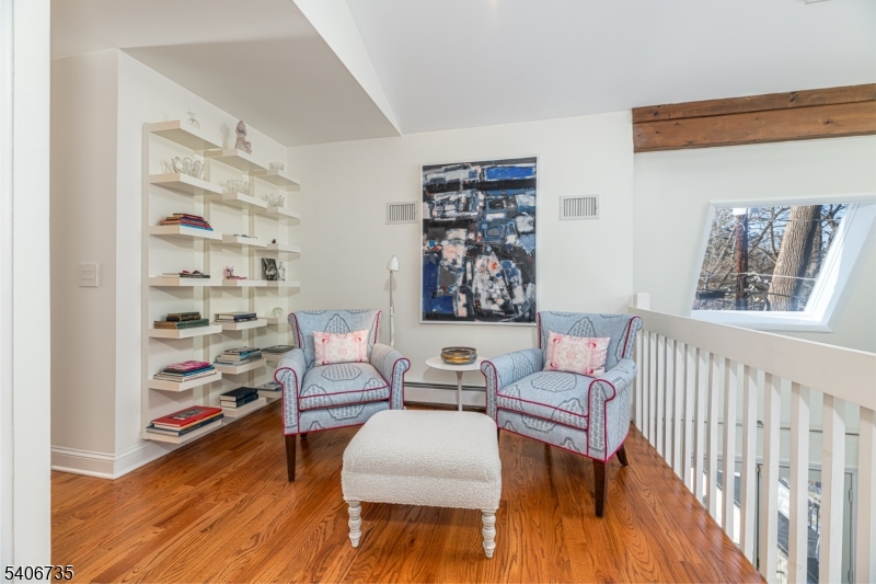 Washington's Headquarters - Residential