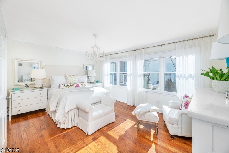 Washington's Headquarters - Residential