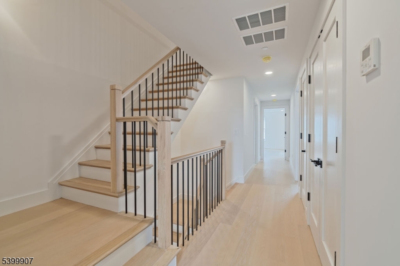 Avon Lakeview Townhomes - Residential