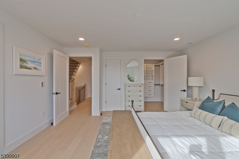 Avon Lakeview Townhomes - Residential