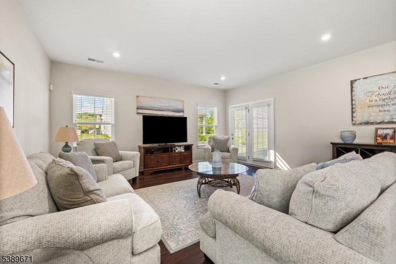 Mansfield Meadows - Residential