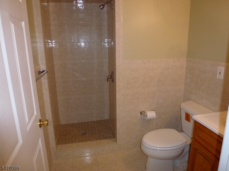 Mazdabrook - Residential Lease