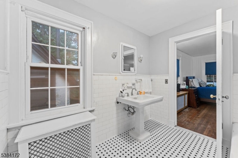 Seven Oaks Park - Residential