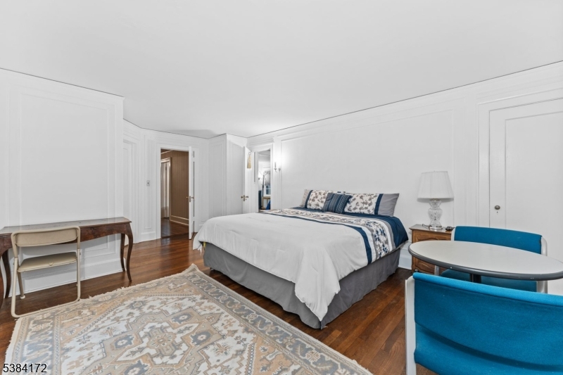 Seven Oaks Park - Residential