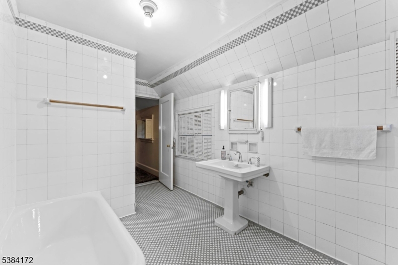 Seven Oaks Park - Residential