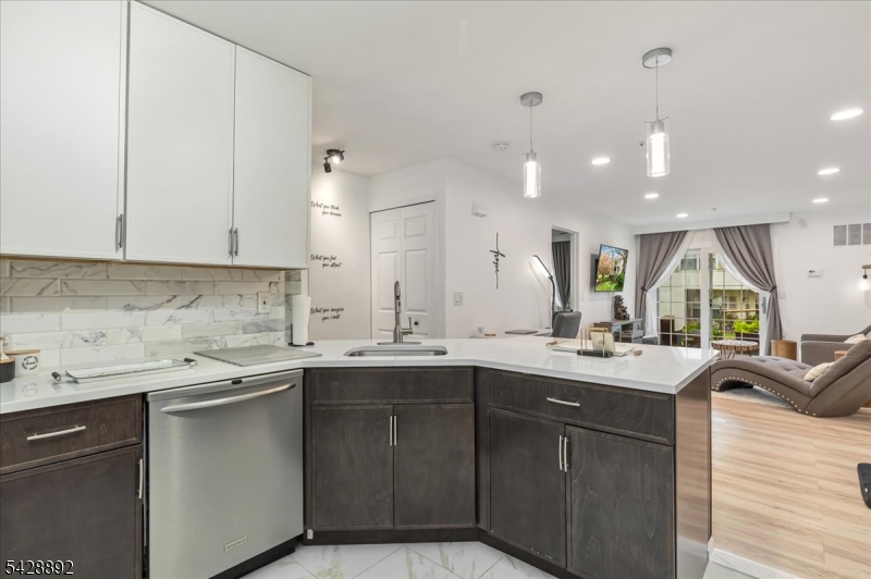 Spring Ridge - Residential