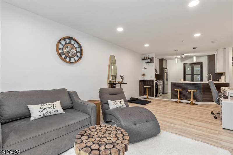 Spring Ridge - Residential