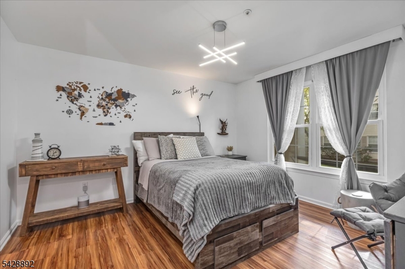 Spring Ridge - Residential