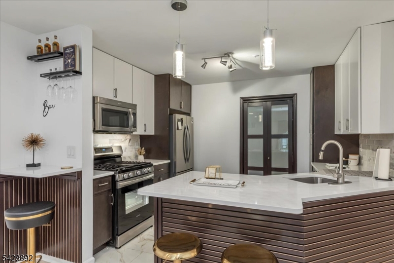 Spring Ridge - Residential