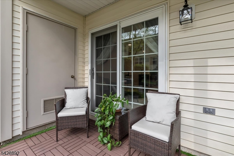 Spring Ridge - Residential