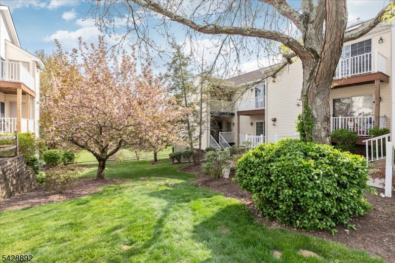 Spring Ridge - Residential