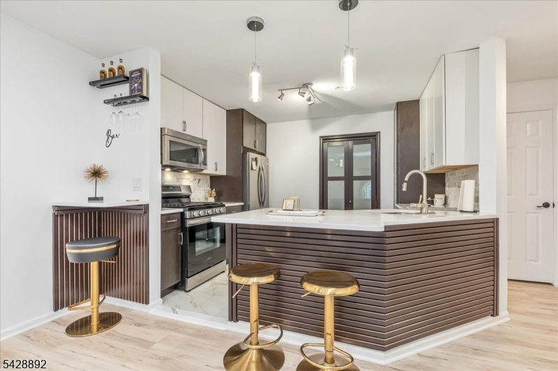 Spring Ridge - Residential
