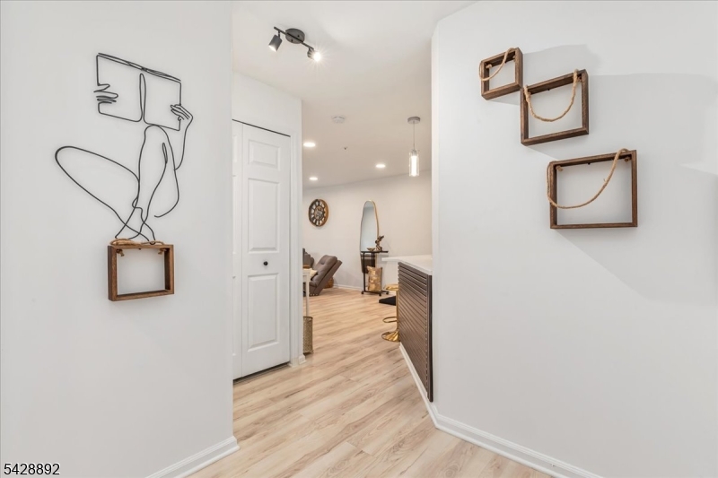 Spring Ridge - Residential
