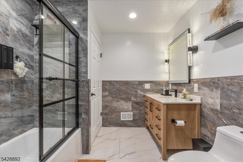 Spring Ridge - Residential