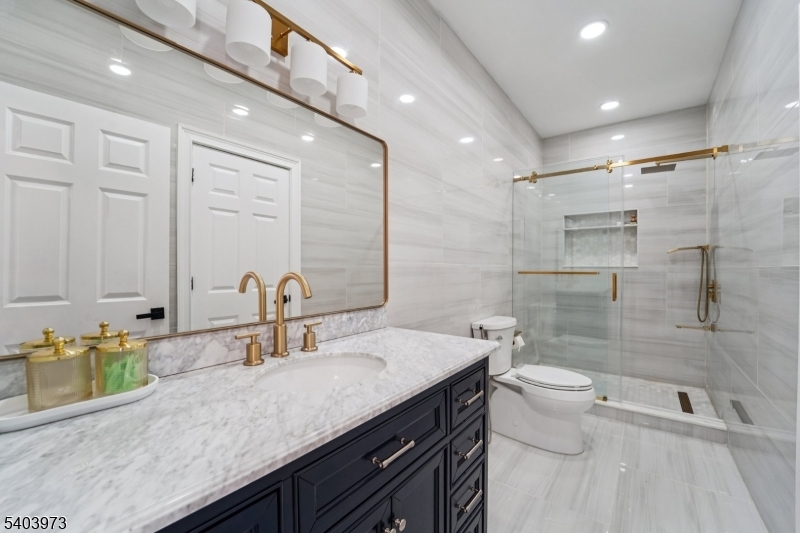 Rolling Hills - Residential