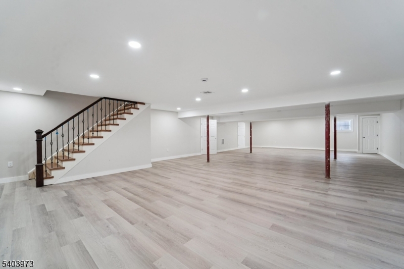 Rolling Hills - Residential