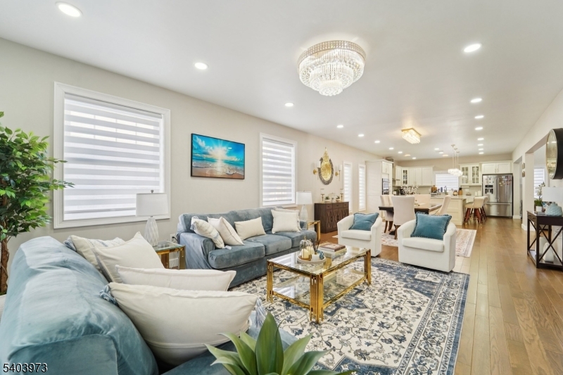 Rolling Hills - Residential