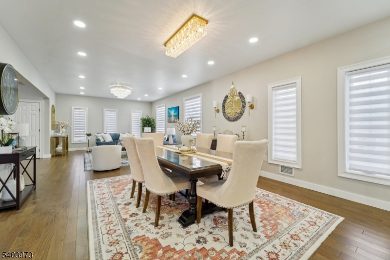 Rolling Hills - Residential