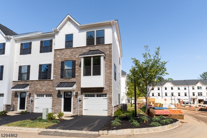 Hackettstown Crossing - Residential Lease