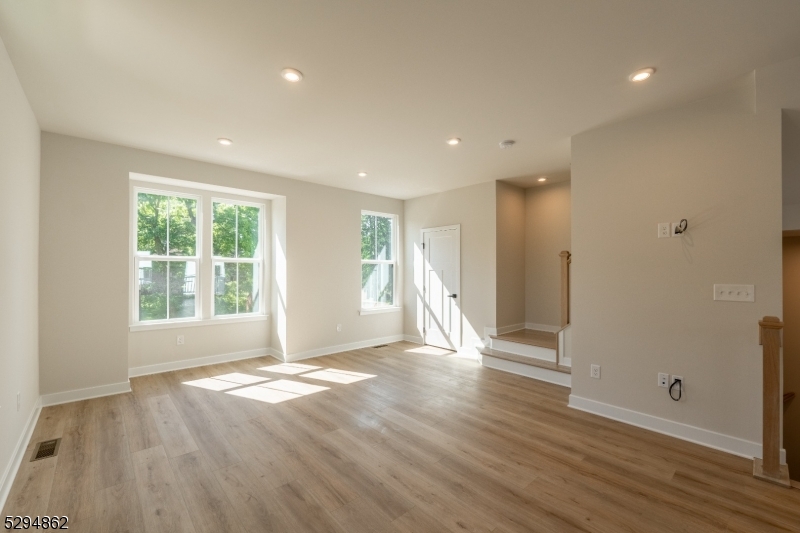 Hackettstown Crossing - Residential Lease