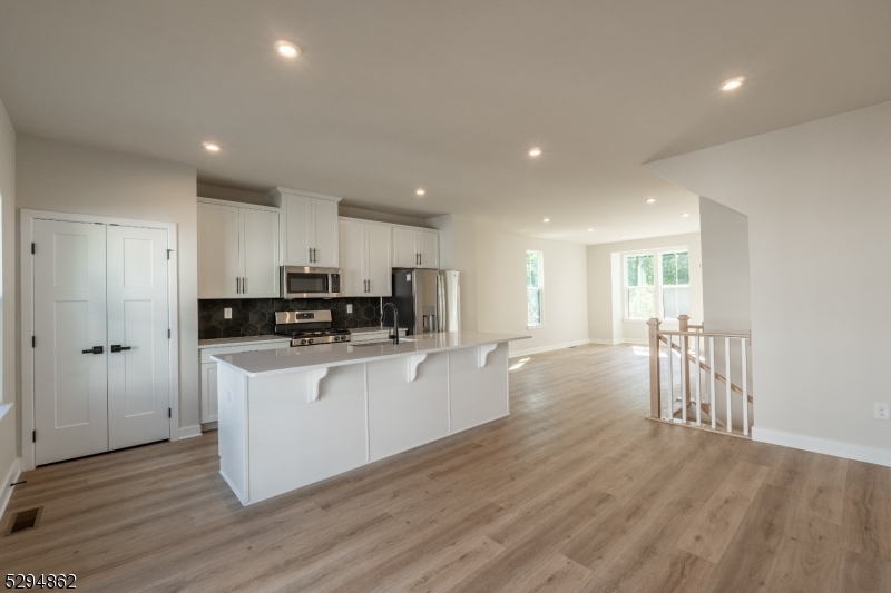 Hackettstown Crossing - Residential Lease