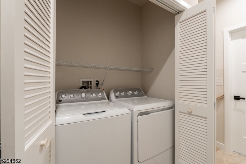 Hackettstown Crossing - Residential Lease