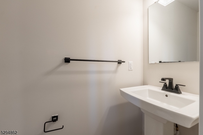 Hackettstown Crossing - Residential Lease