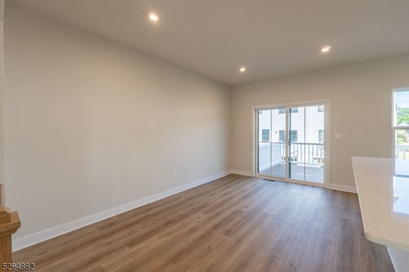 Hackettstown Crossing - Residential Lease