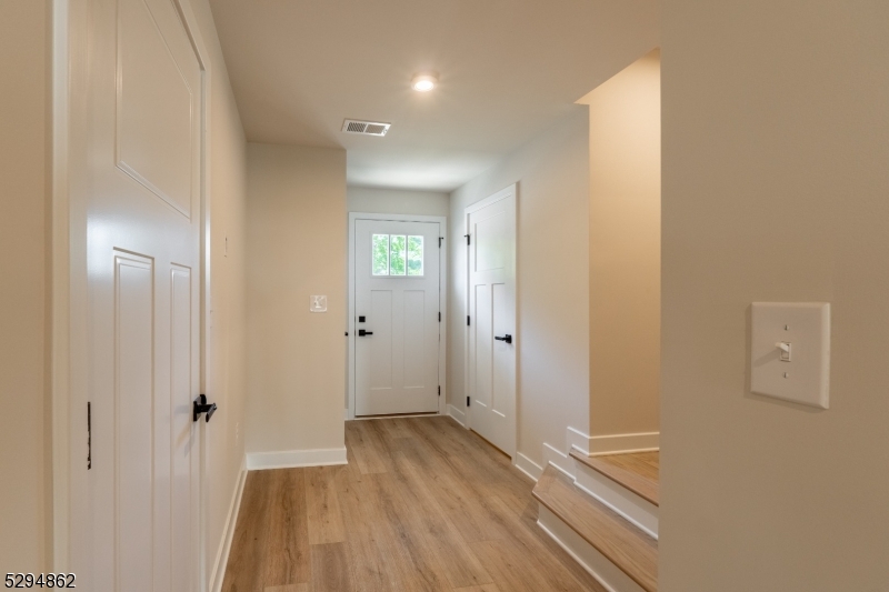 Hackettstown Crossing - Residential Lease