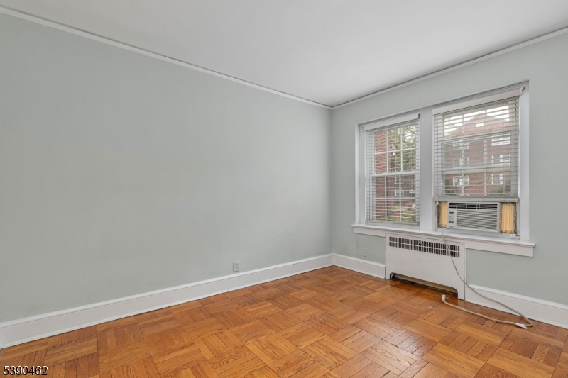 English Village - Residential Lease