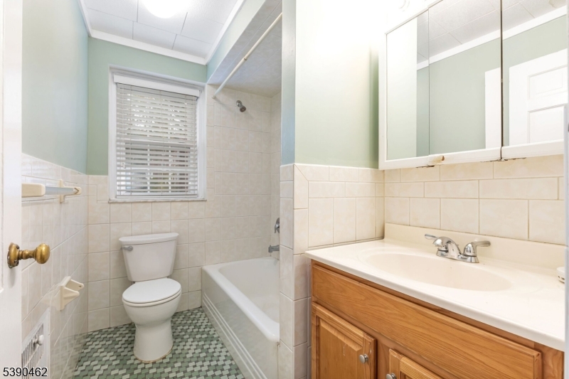 English Village - Residential Lease